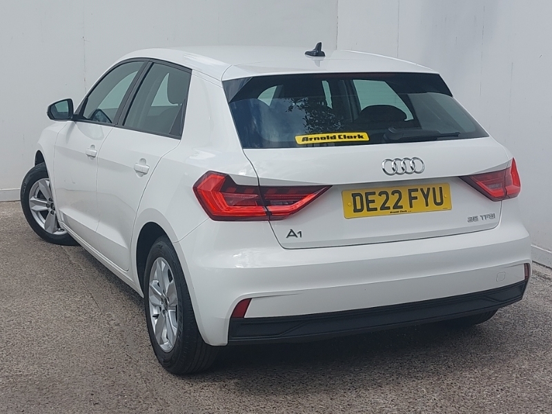 Audi A1 25 Tfsi Technik DE22FYU White #2