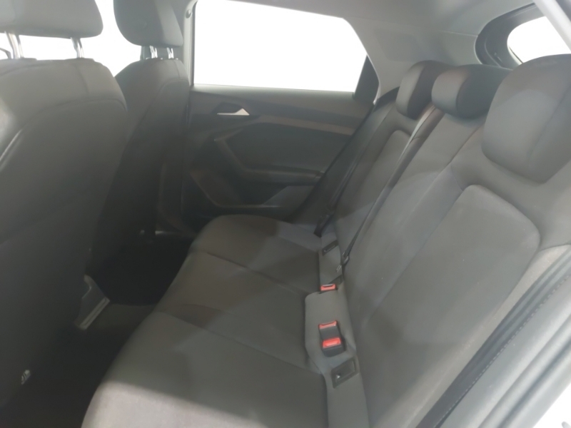 Audi A1 30 Tfsi 110 Technik YR23OXW White #6