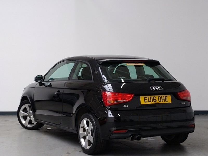 Audi A1 1.4 Tfsi Sport Black #2