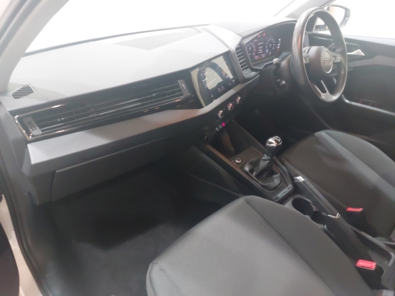 Audi A1 25 Tfsi Technik White #5