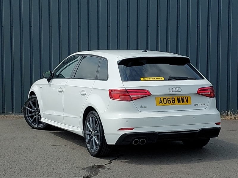 Audi A3 35 Tfsi Black Edition White #2