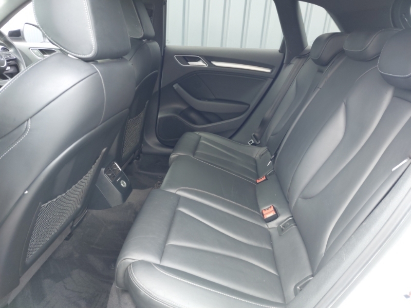Audi A3 35 Tfsi Black Edition White #6