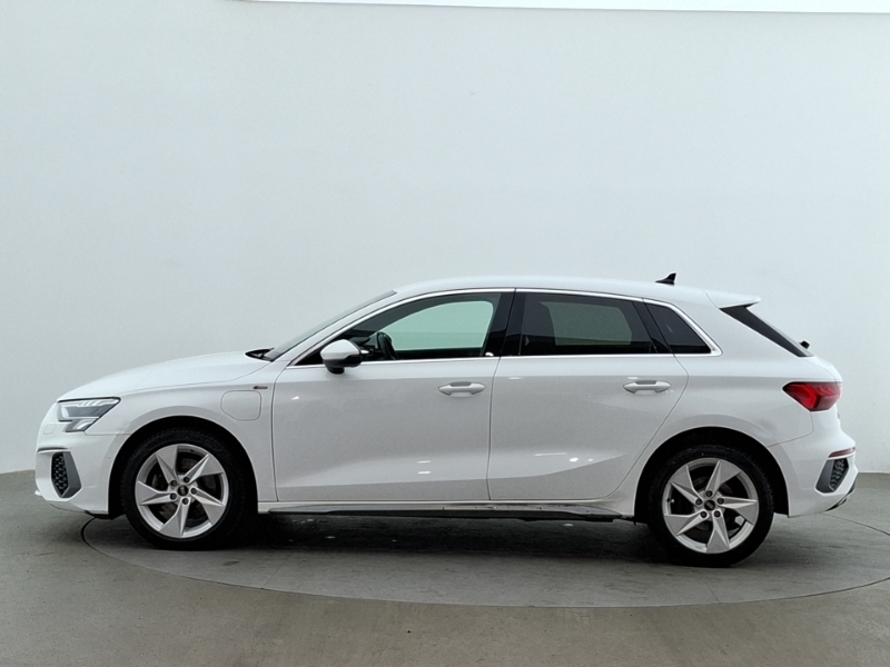 Audi A3 40 Tfsi E S Line S Tronic 17 Inch Alloy White #4