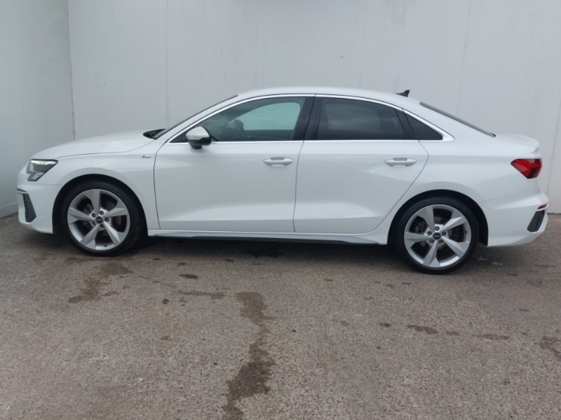 Audi A3 35 Tfsi S Line AV24MVJ White #4