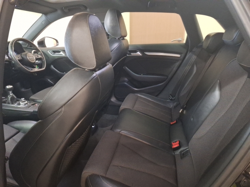 Audi A3 1.6 Tdi S Line Black #6