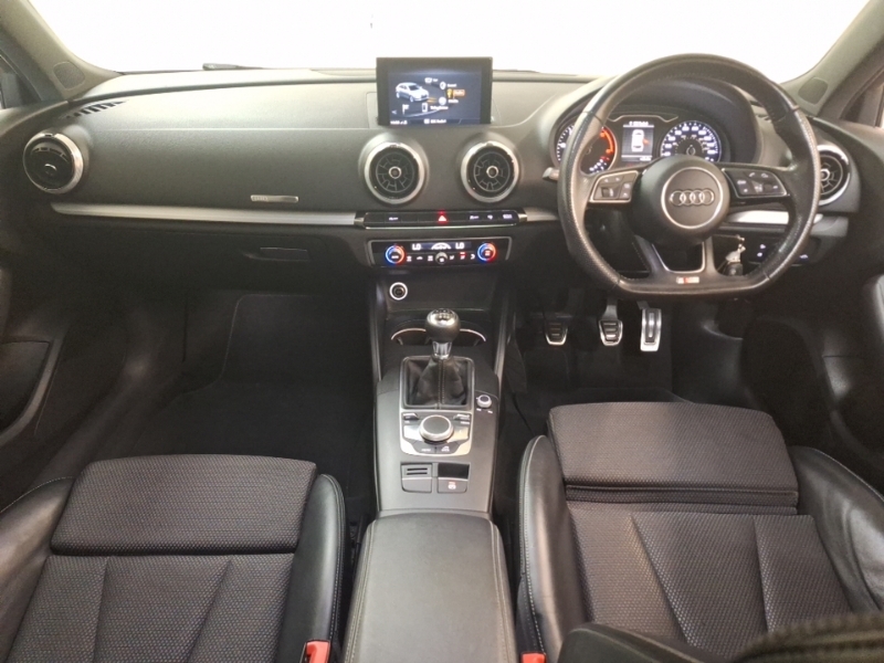 Audi A3 1.6 Tdi S Line Black #3