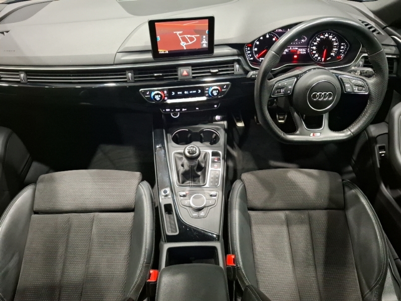 Audi A4 35 Tfsi Black Edition Grey #3