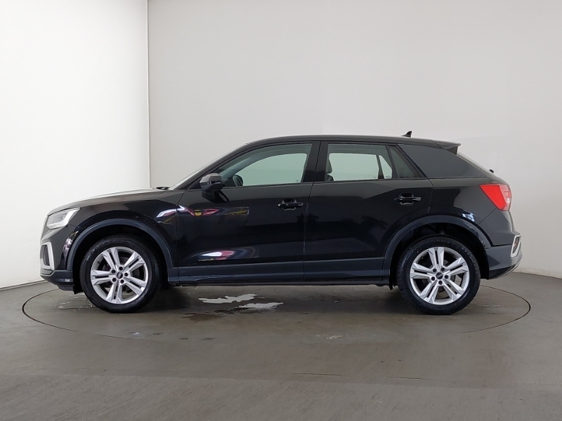 Audi Q2 35 Tfsi Sport S Tronic Black #4