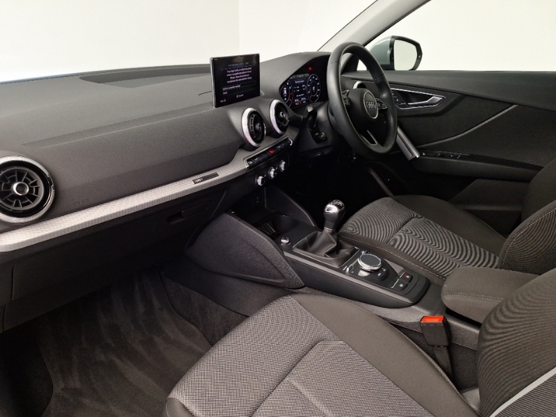 Audi Q2 30 Tfsi Sport Grey #5