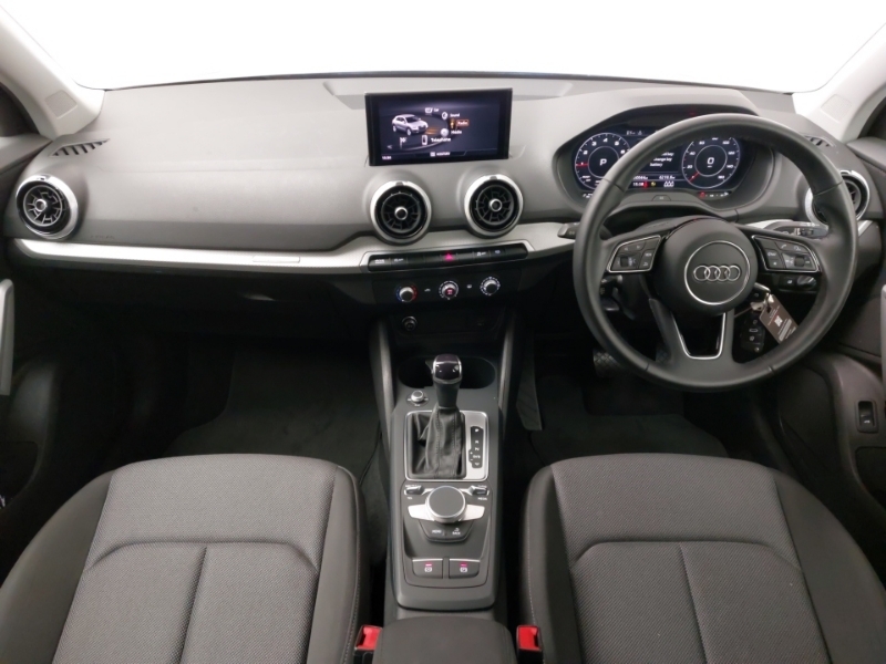 Audi Q2 35 Tfsi Sport S Tronic LR22UYS Blue #3
