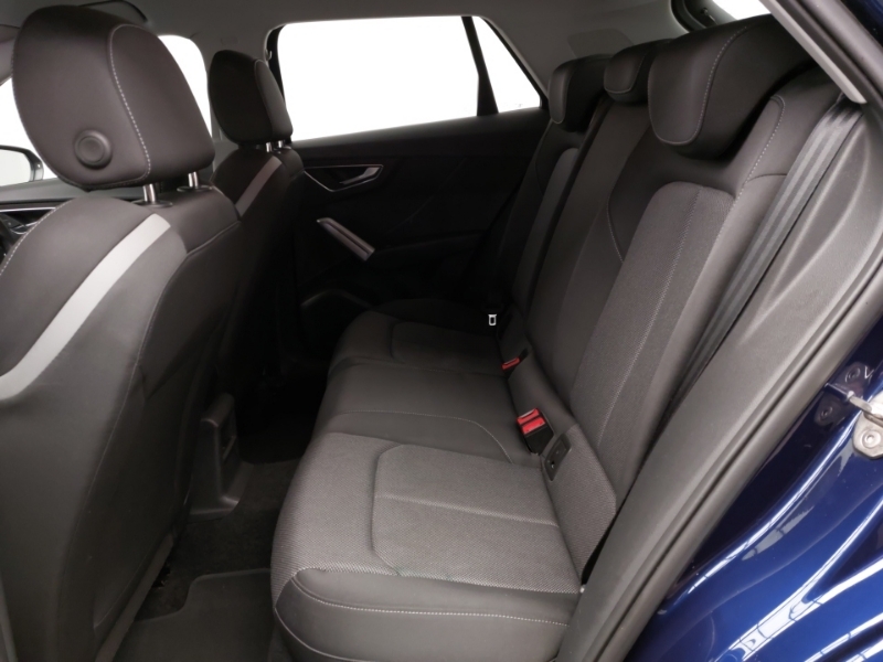 Audi Q2 35 Tfsi Sport S Tronic LR22UYS Blue #6