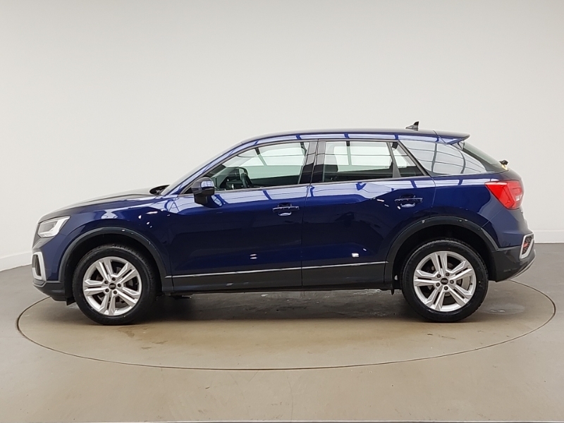 Audi Q2 35 Tfsi Sport S Tronic LR22UYS Blue #4