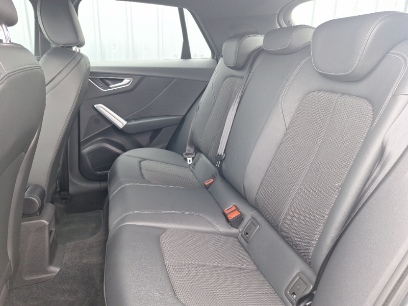 Audi Q2 35 Tfsi S Line S Tronic Grey #6