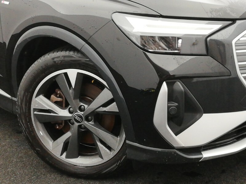 Audi Q4 E Tron 150Kw 40 82Kwh S Line White #9