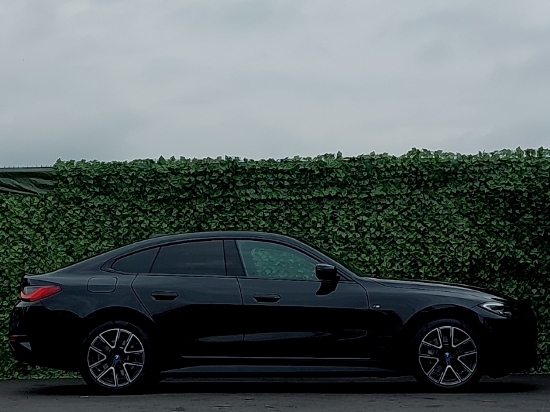 BMW i4 250Kw Edrive40 M Sport 83.9Kwh YJ23RXH Black #3