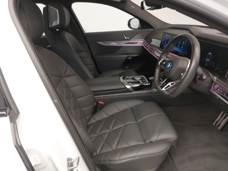 BMW i7 400Kw Xdrive60 M Sport 105.7Kwh White #6