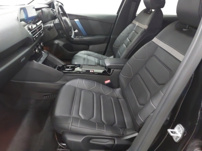 Citroen e-C4 100Kw Shine Plus 50Kwh Black #5