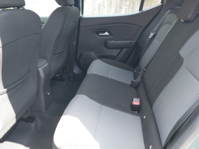 Dacia Sandero Stepway 1.0 Tce Bi-fuel Extreme Green #6
