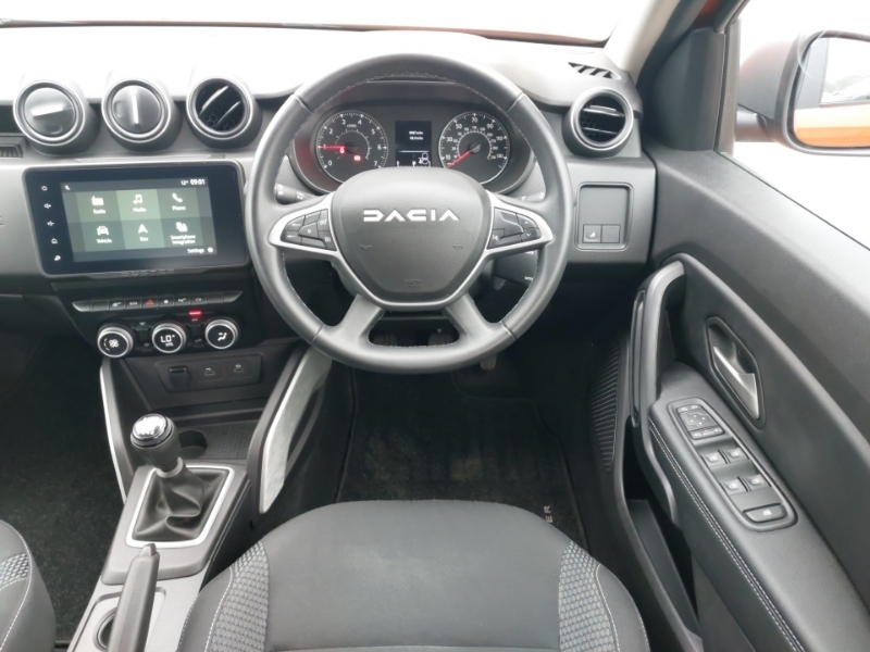 Dacia Duster 1.5 Blue Dci Journey Suv 4Wd Orange #8