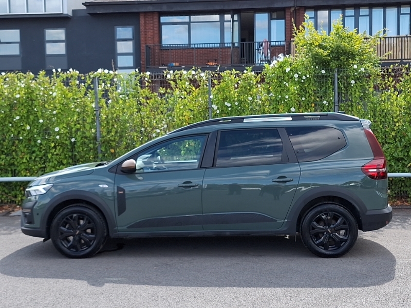 Dacia Jogger 1.6 Hev Extreme Green #4