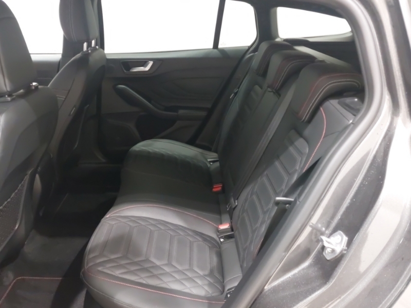 Ford Focus 1.5 Ecoblue St-line Vignale Grey #6