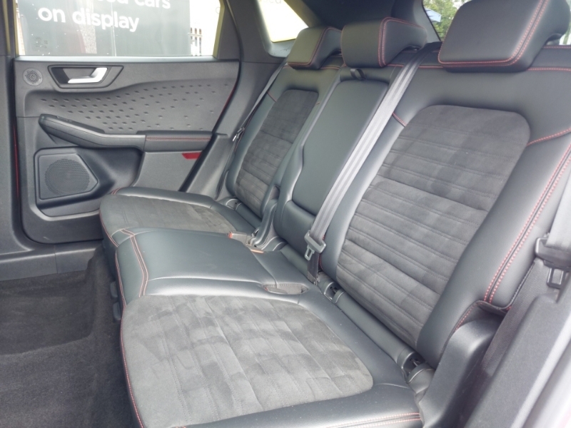 Ford Kuga 2.0 Ecoblue Mhev St-line Edition Red #6