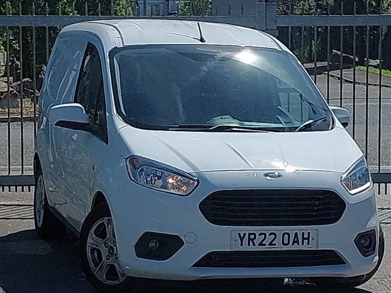 Ford Transit Courier 1.0 Ecoboost Limited Van 6 Speed White