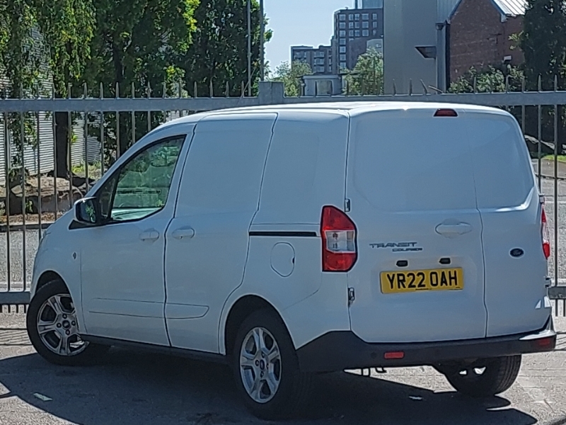Ford Transit Courier 1.0 Ecoboost Limited Van 6 Speed White #2
