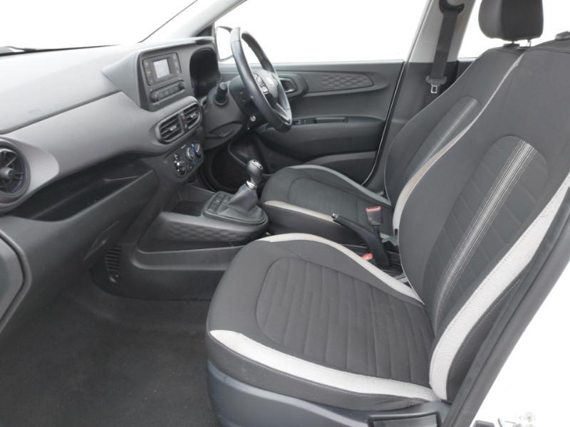Hyundai I10 1.0 Mpi Se White #5
