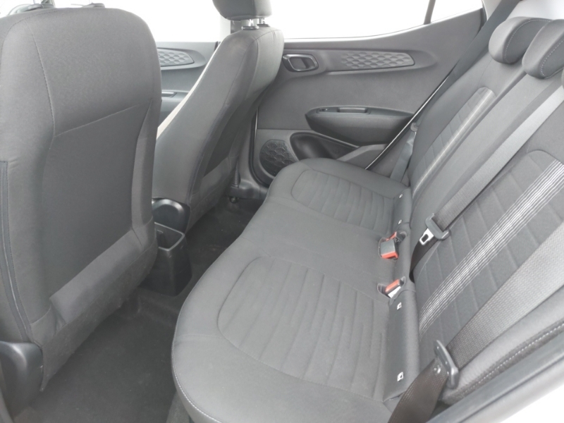 Hyundai I10 1.0 Mpi Se White #6