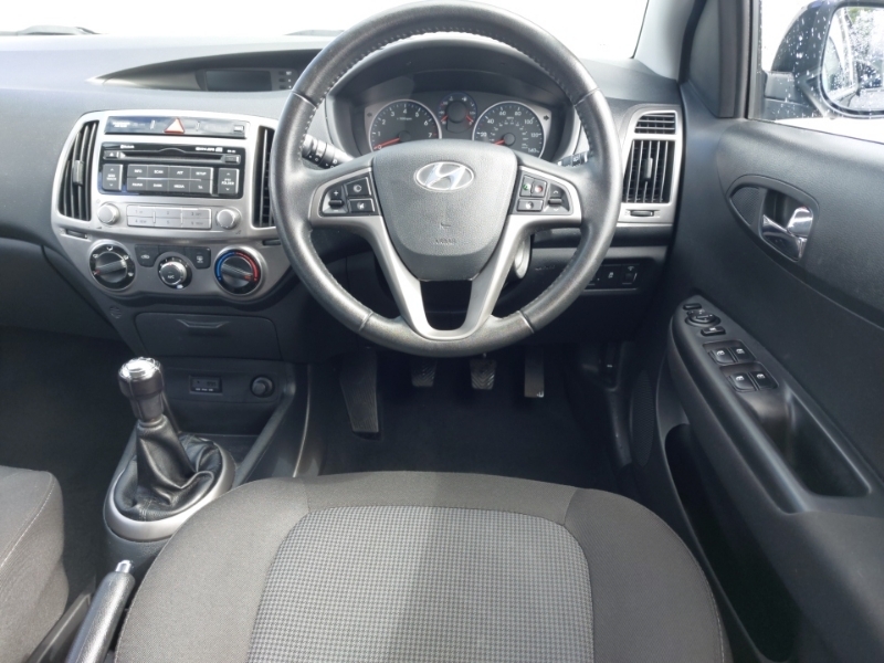 Hyundai I20 1.2 Classic Hatchback Red #8