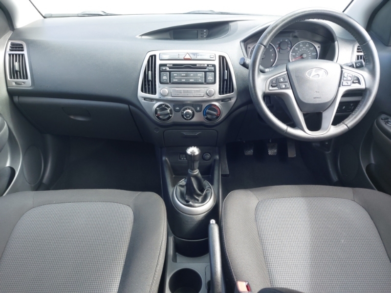 Hyundai I20 1.2 Active Black #3