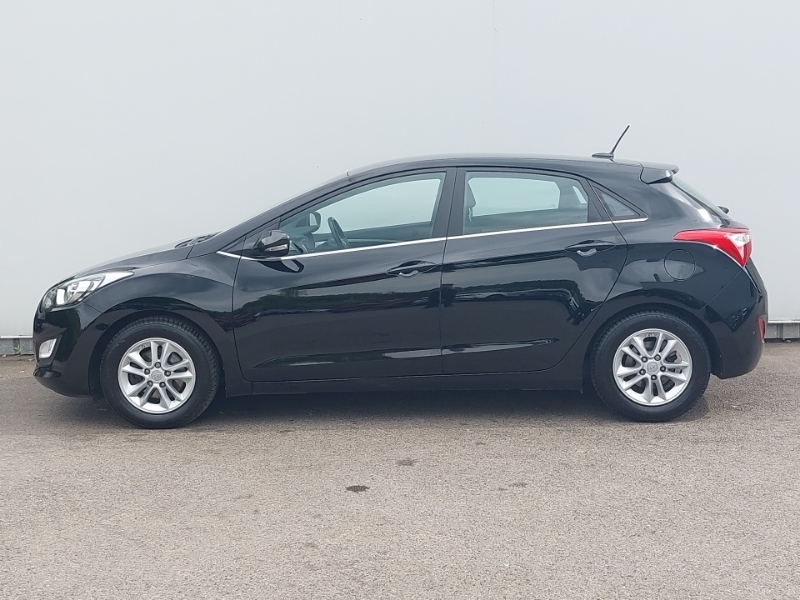 Hyundai I30 1.6 Crdi Blue Drive Se Nav Black #4