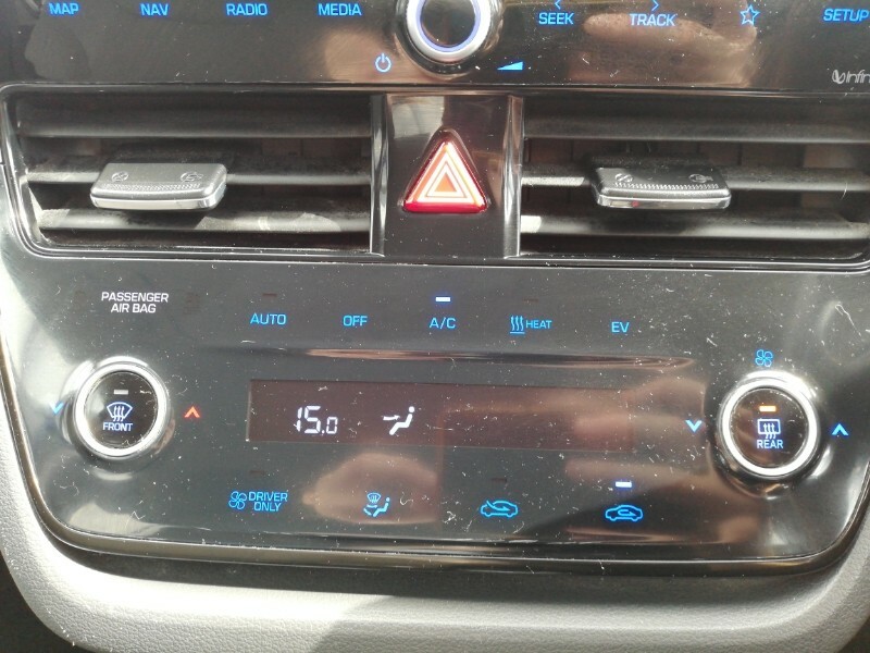 Hyundai Ioniq Premium Se Black #14