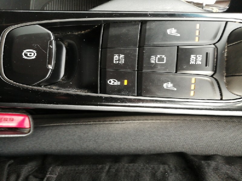 Hyundai Ioniq Premium Se Black #15