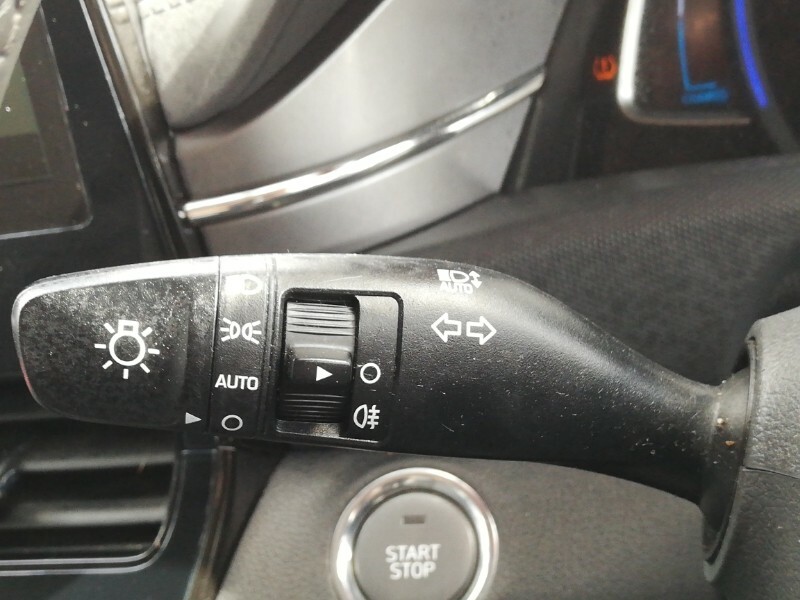 Hyundai Ioniq Premium Se Black #19