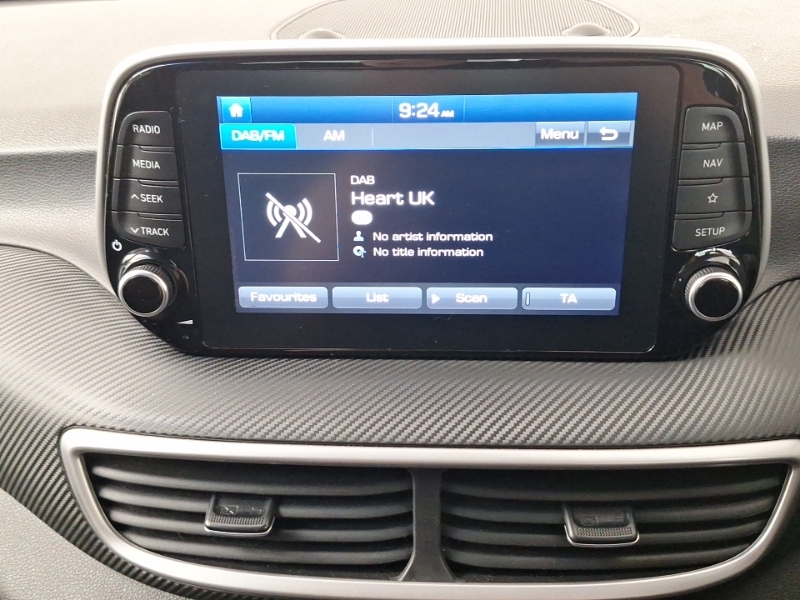 Hyundai Tucson Se Nav Red #11
