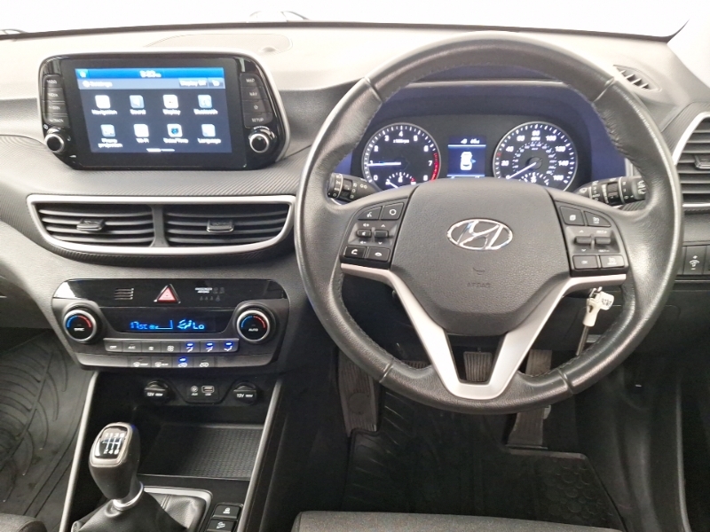 Hyundai Tucson Se Nav Red #8