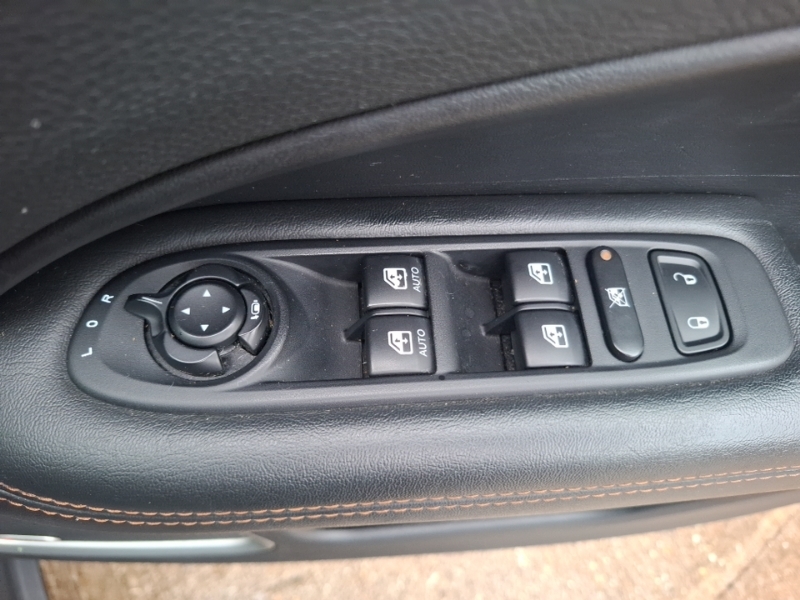 Jeep Compass 1.4 Multiair 170 Limited Cwvehiclemarketing White #15
