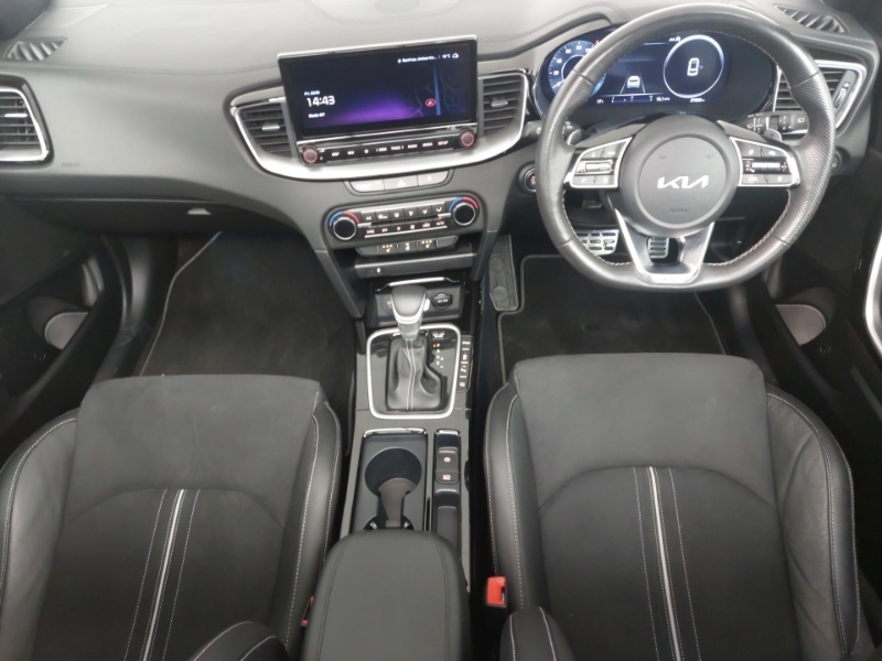 Kia Ceed 1.5T Gdi Isg Gt-line S White #4