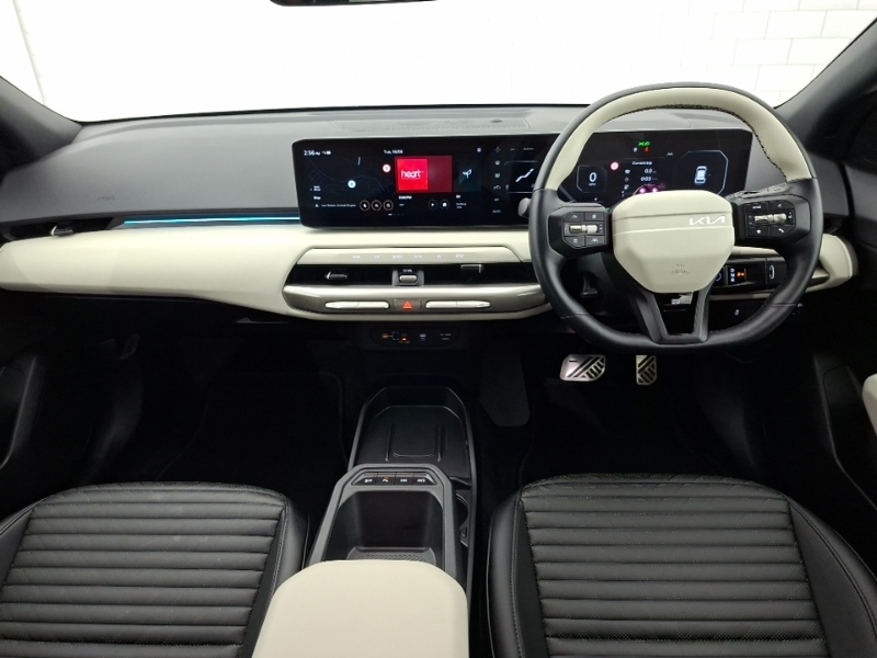 Kia EV4 150Kw Air 81Kwh Red #3
