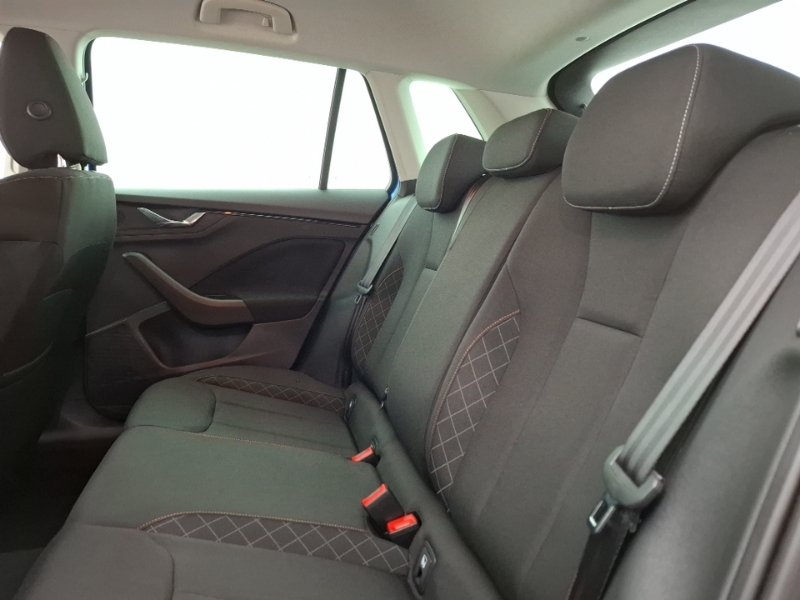Skoda Kamiq 1.0 Tsi 110 Se Drive Blue #6
