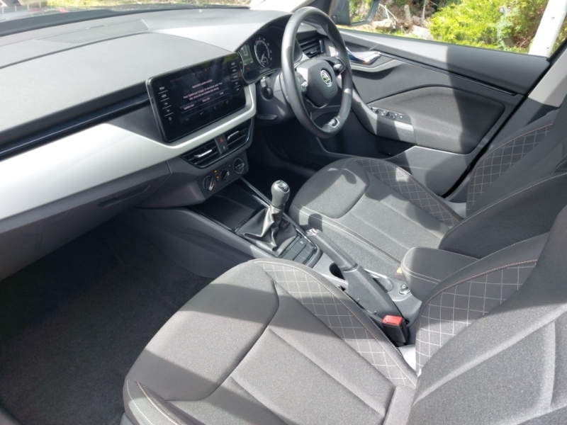Skoda Kamiq 1.0 Tsi 110 Se Drive Grey #5