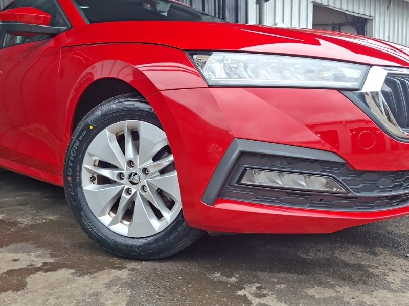 Skoda Octavia 2.0 Tdi Se Black #20