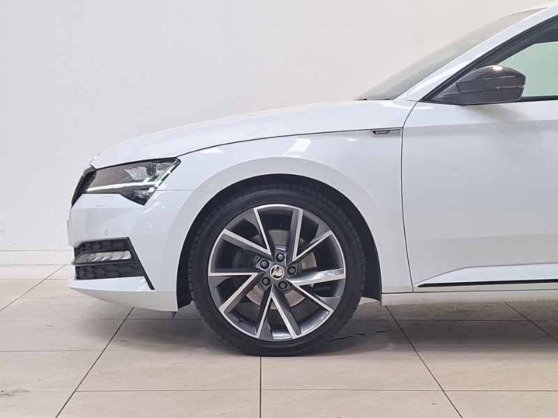 Skoda Superb 2.0 Tdi Cr Se Technology Dsg Black #19