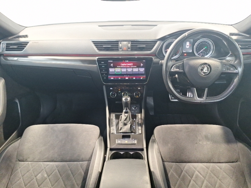Skoda Superb 2.0 Tdi Cr 190 Sport Line Plus Dsg White #3