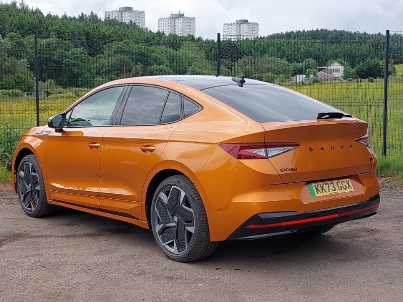 Skoda ENYAQ 220Kw Vrs 82Kwh 4X4 Orange #2