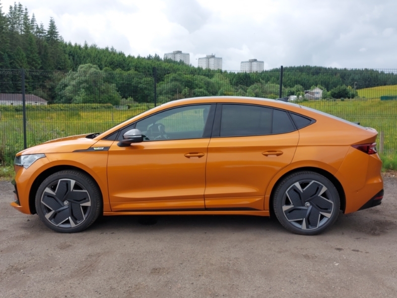 Skoda ENYAQ 220Kw Vrs 82Kwh 4X4 Orange #4
