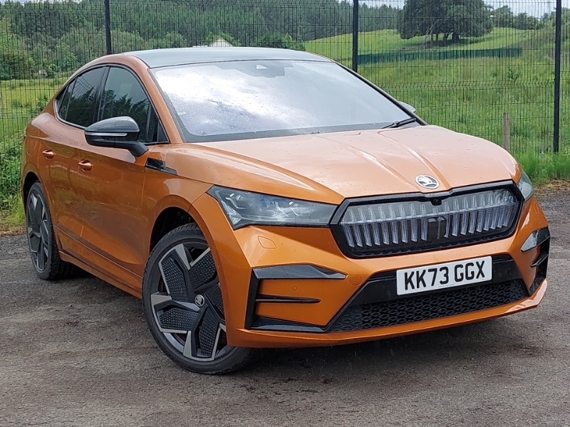 Skoda ENYAQ 220Kw Vrs 82Kwh 4X4 Orange