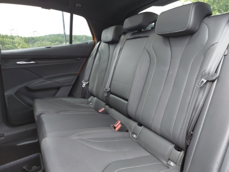 Skoda ENYAQ 220Kw Vrs 82Kwh 4X4 Orange #6